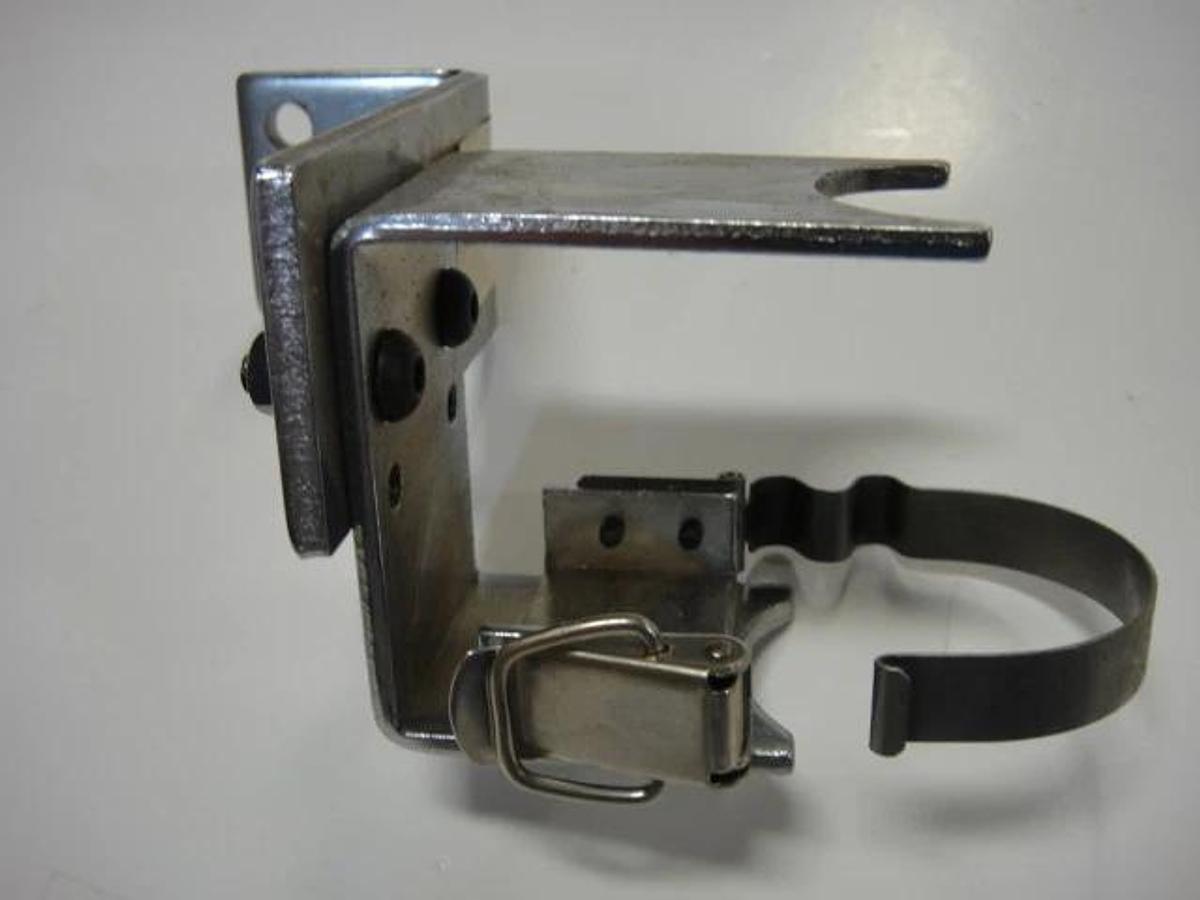 Hamada Bottle Bracket Assembly, Part #R51-89-1A-3