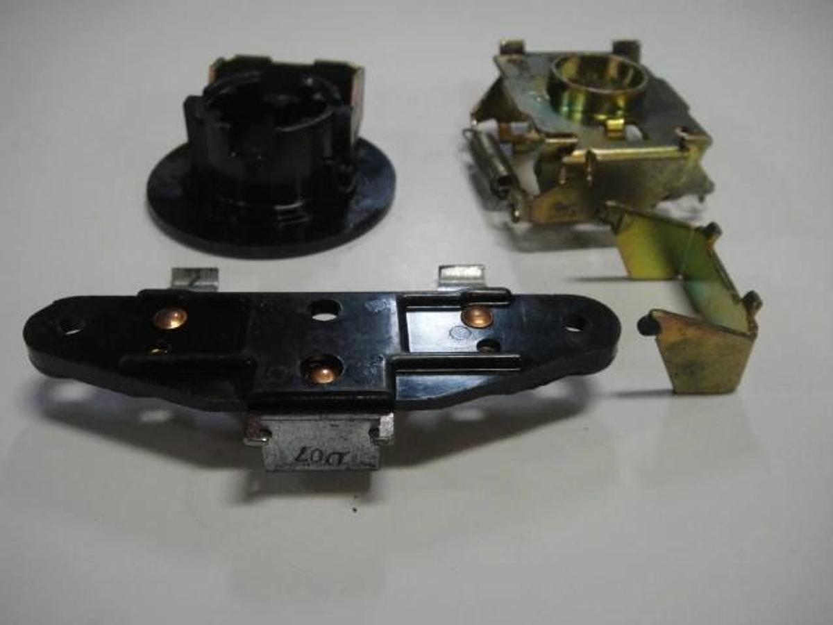 Hamada Governor (LA) Switch (PB),Part #E91-10-3