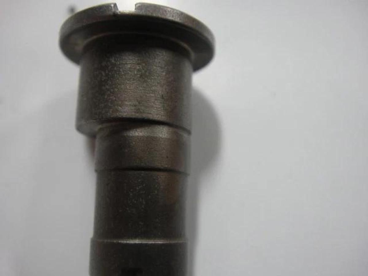 Hamada Eccentric Stud