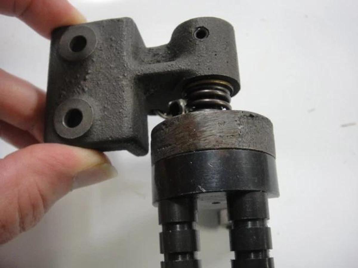 Hamada Timing Valve Assembly, Part #H15-28-1A-3
