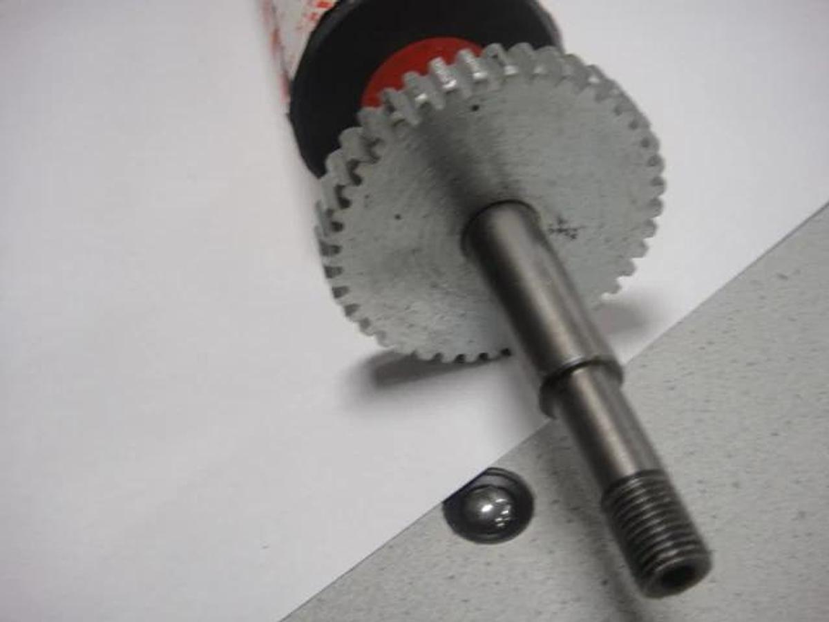 Multilith Main Ink Oscillator Roller Assembly (1850), Part #180830