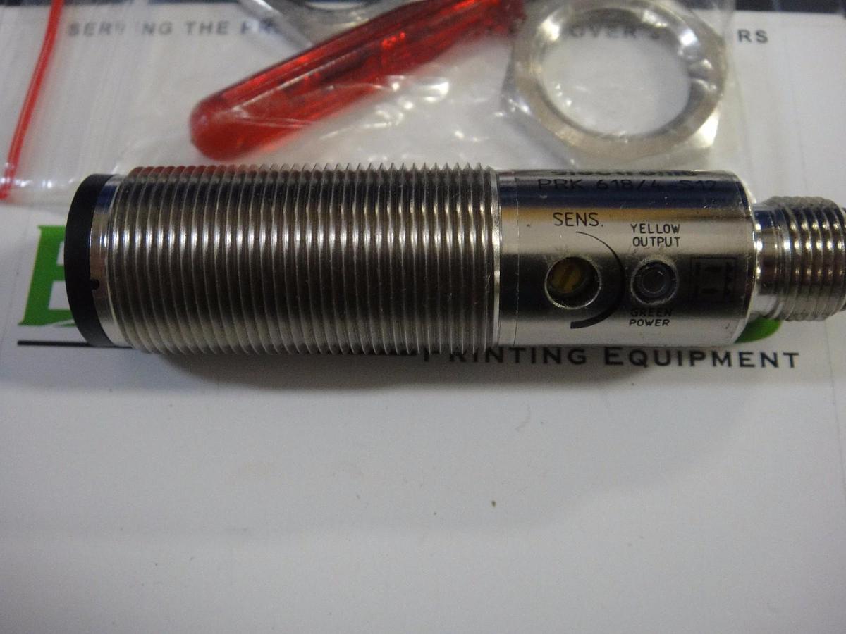 Leuze Retro-Reflective, 618 Series, Part #PRK-618/4-S12