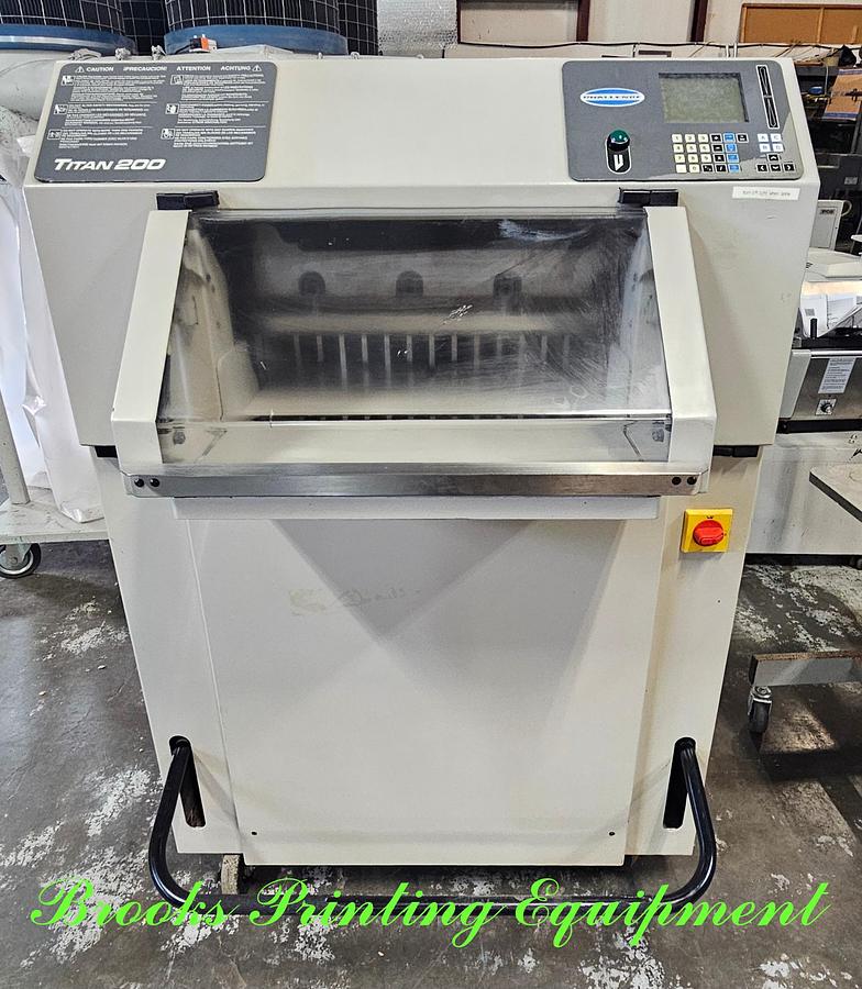 Used Challenge Titan 200, 1998