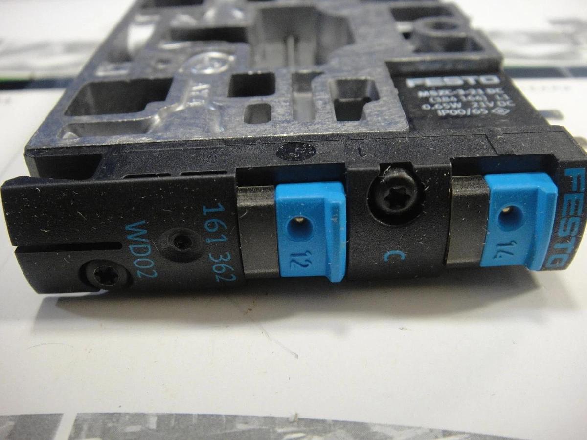 Festo Solenoid Valve, Part #CPV14-M1H-2X3-GLS1/8 (161326)