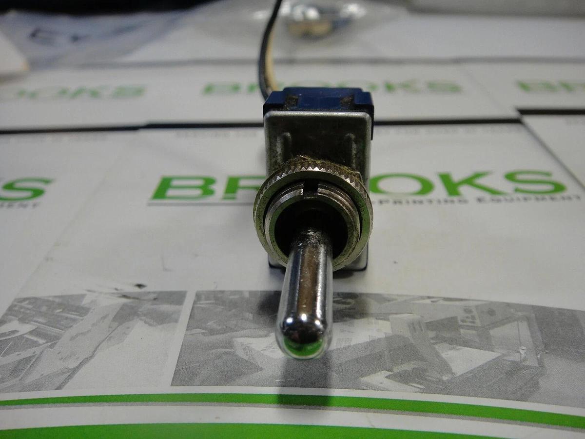 Hamada Toggle Switch, Part #E45-06-10-3