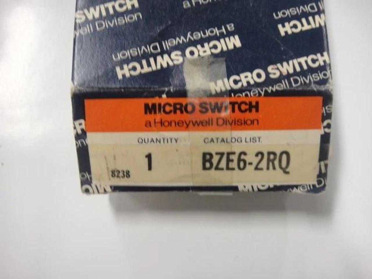 Honeywell Enclosed Micro Switch, Top Actuator, SPDT