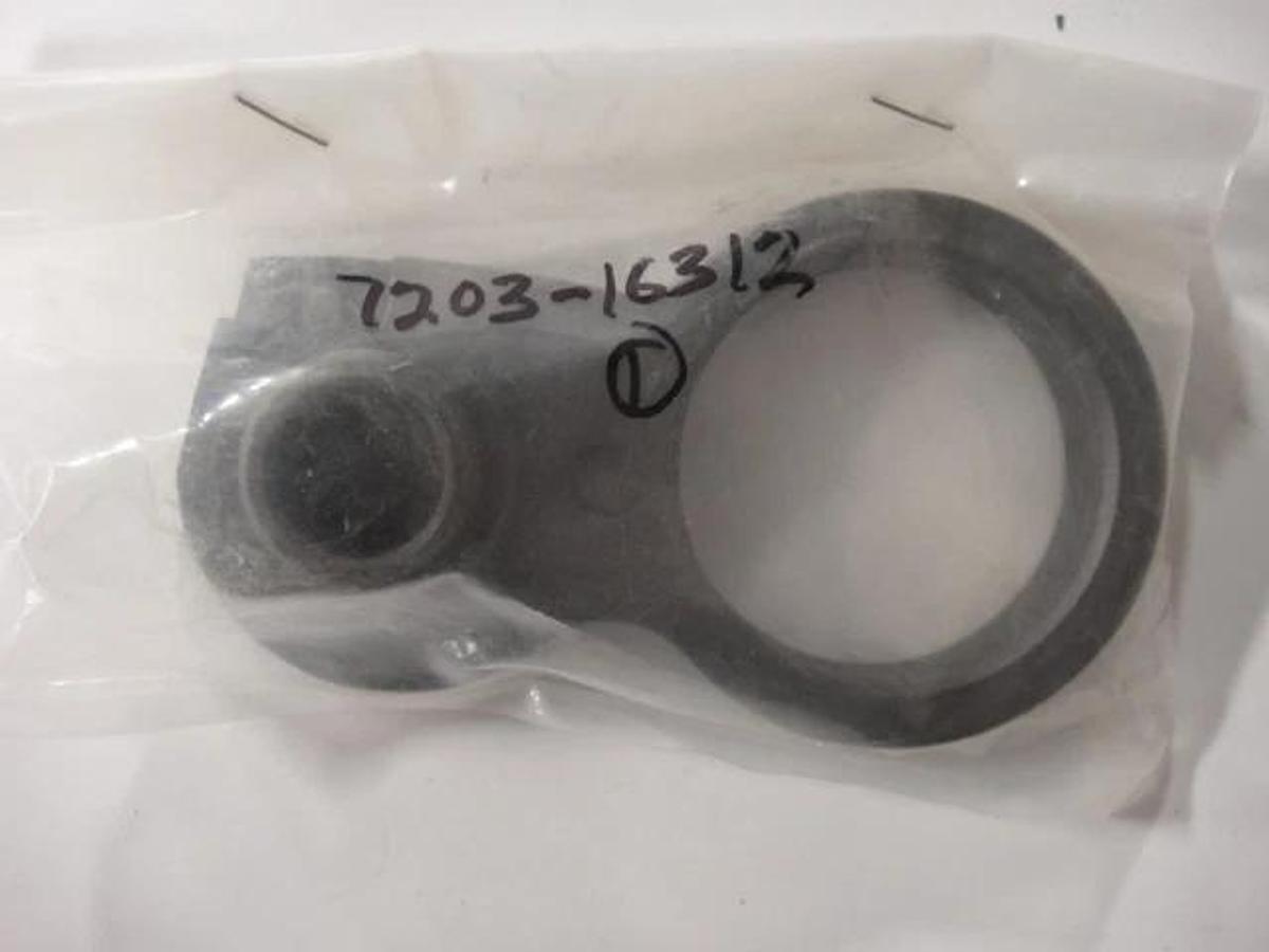 Used Hamada Bracket, Part #H-7203-16312