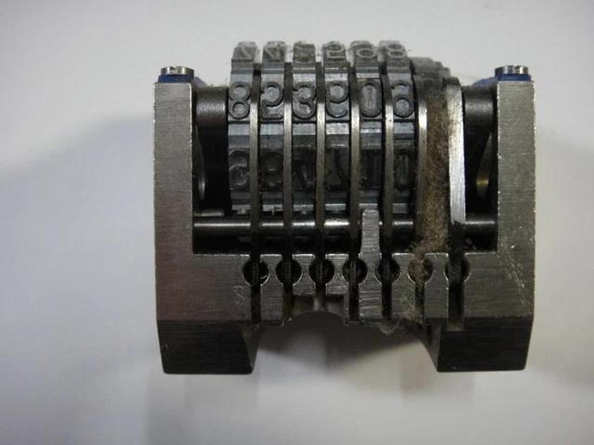 Straight Numbering Heads