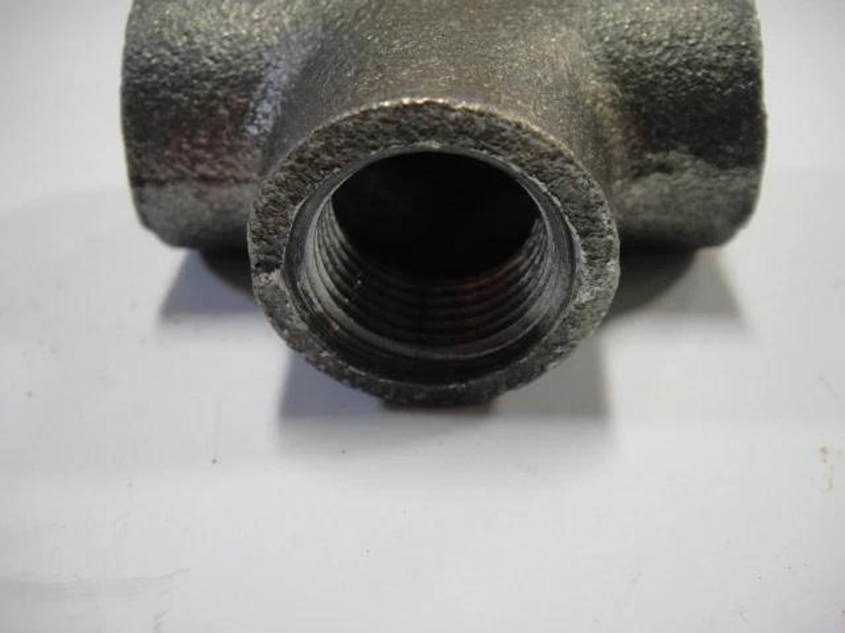 Hamada Tee 3/8, Part #H19-04-3