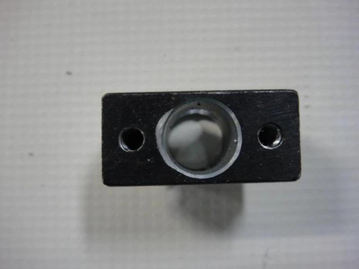Hamada Adjusting Knob Guide Block, Part # H06-32-3