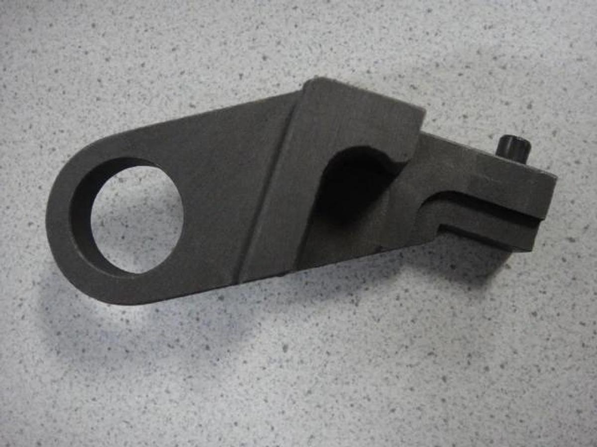 Hamada Distributor Roller Bracket, Part #I24-28-1A-3