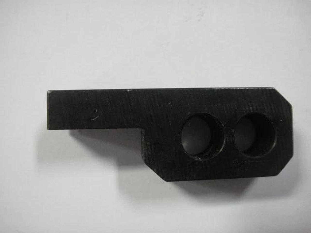 Hamada Roller Bracket, Part #I24-58-01-3