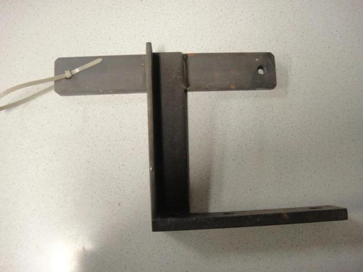 Hamada Mounting Bracket (For 79-80 Model) For Spray Unit