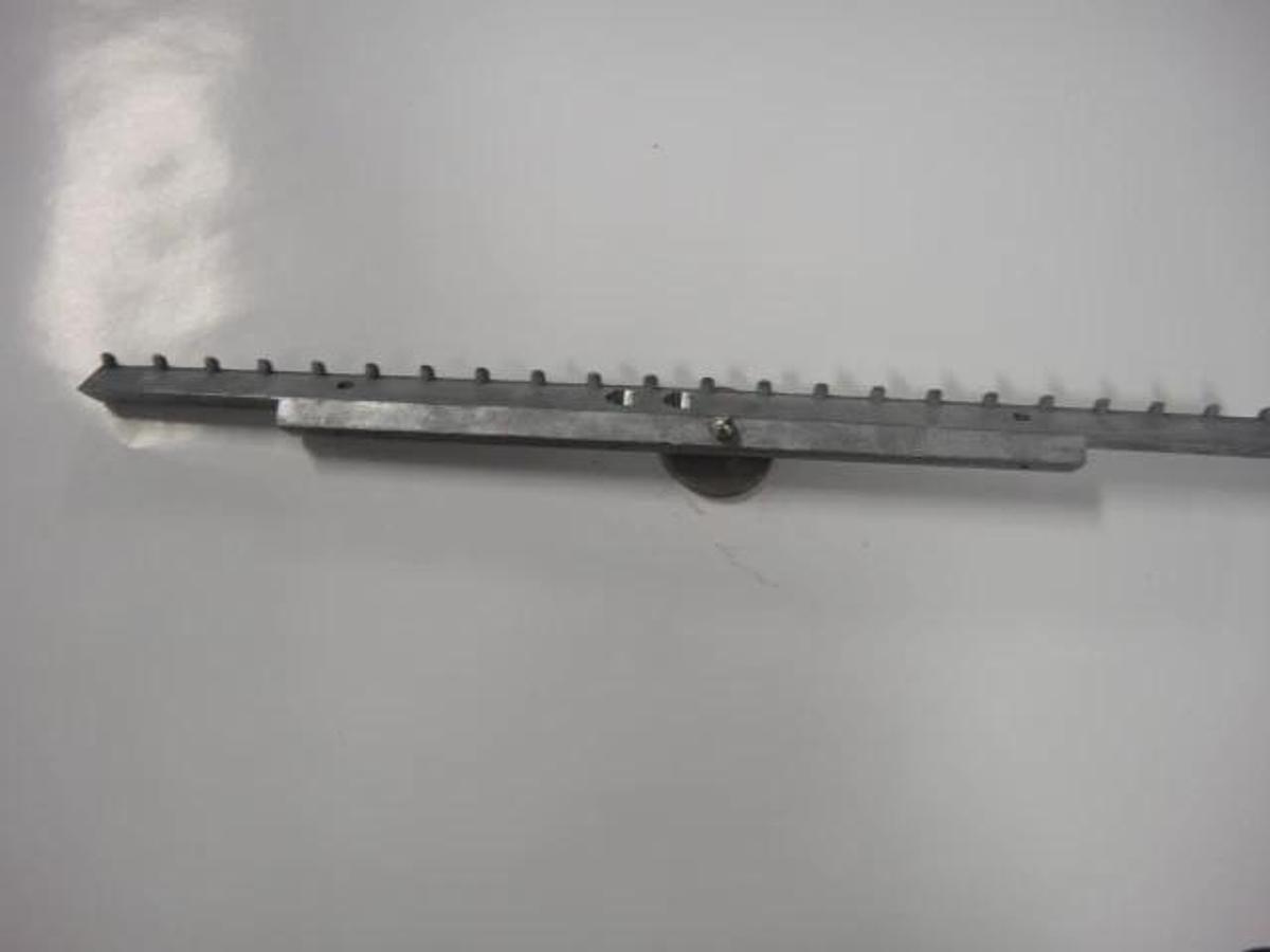 Used Multi 1250 Bottom Blanket Clamp