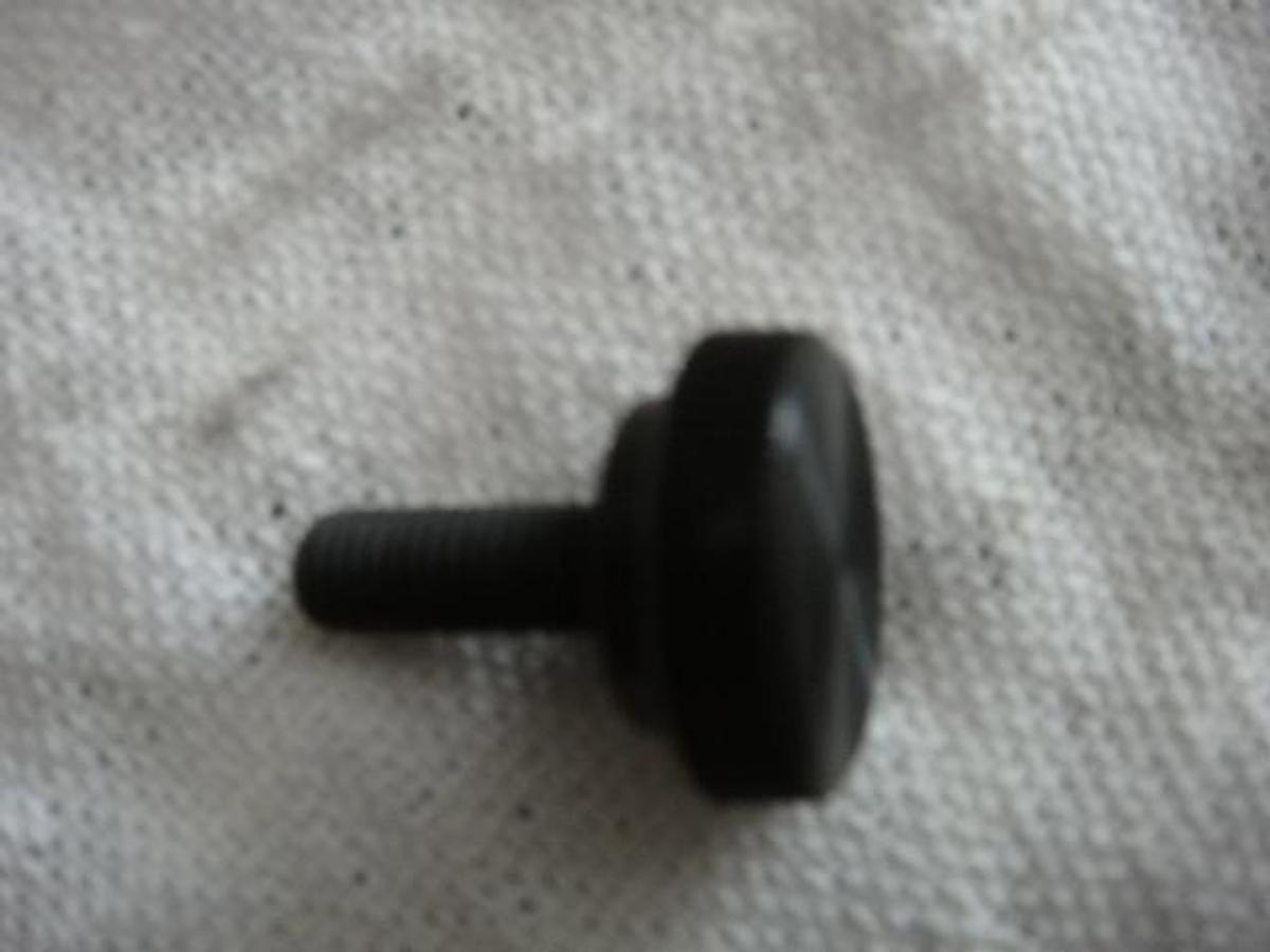Used Hamada Thumb Screw, Part #H11-34-3
