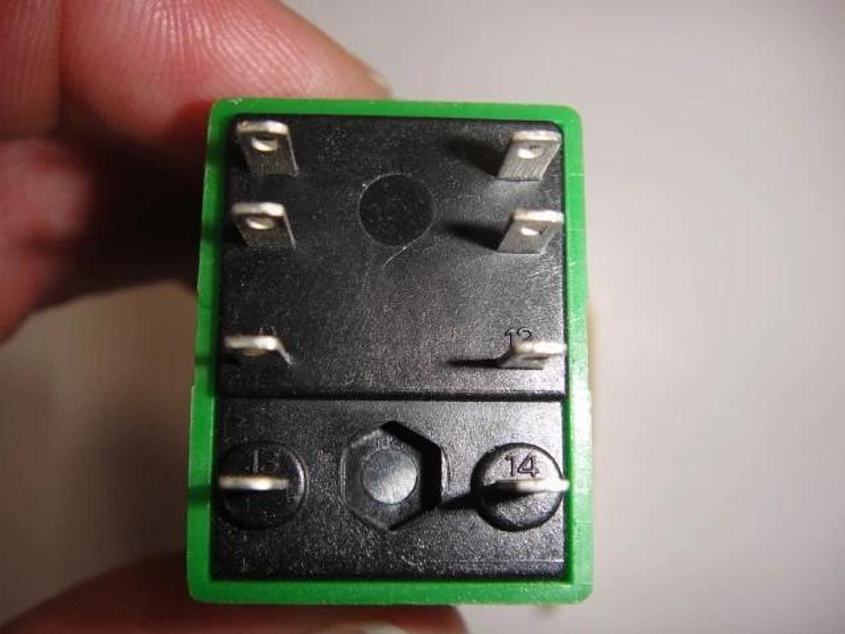 Used Hamada Probe Type Beam Sensor, Part #E26-22-3