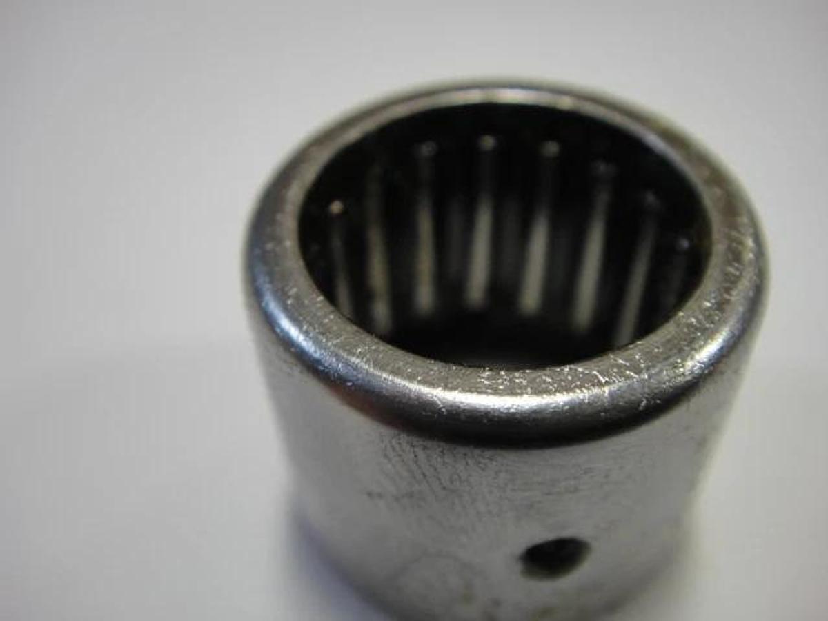 Heidelberg OEM Needle Bushing & Retaining Ring, Part #HDM492311