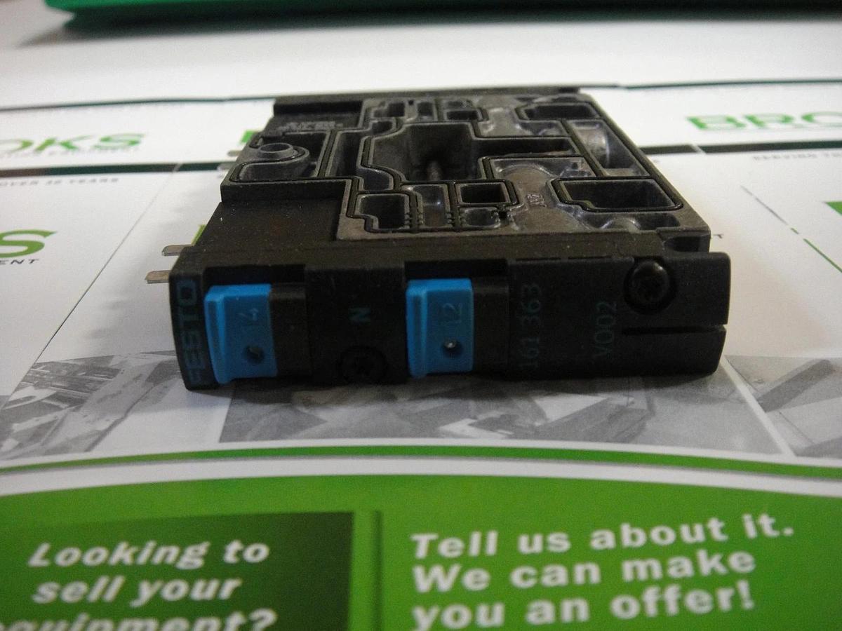 Used Festo Solenoid Valve, Part #CPV14-M1H-2X3015-1/8