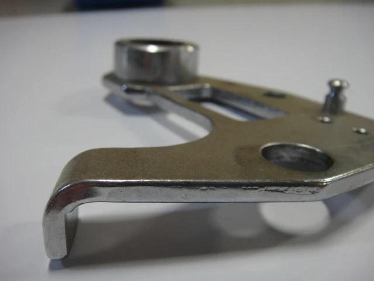 Hamada Ductor Roller Bracket, Part #PC18-21A