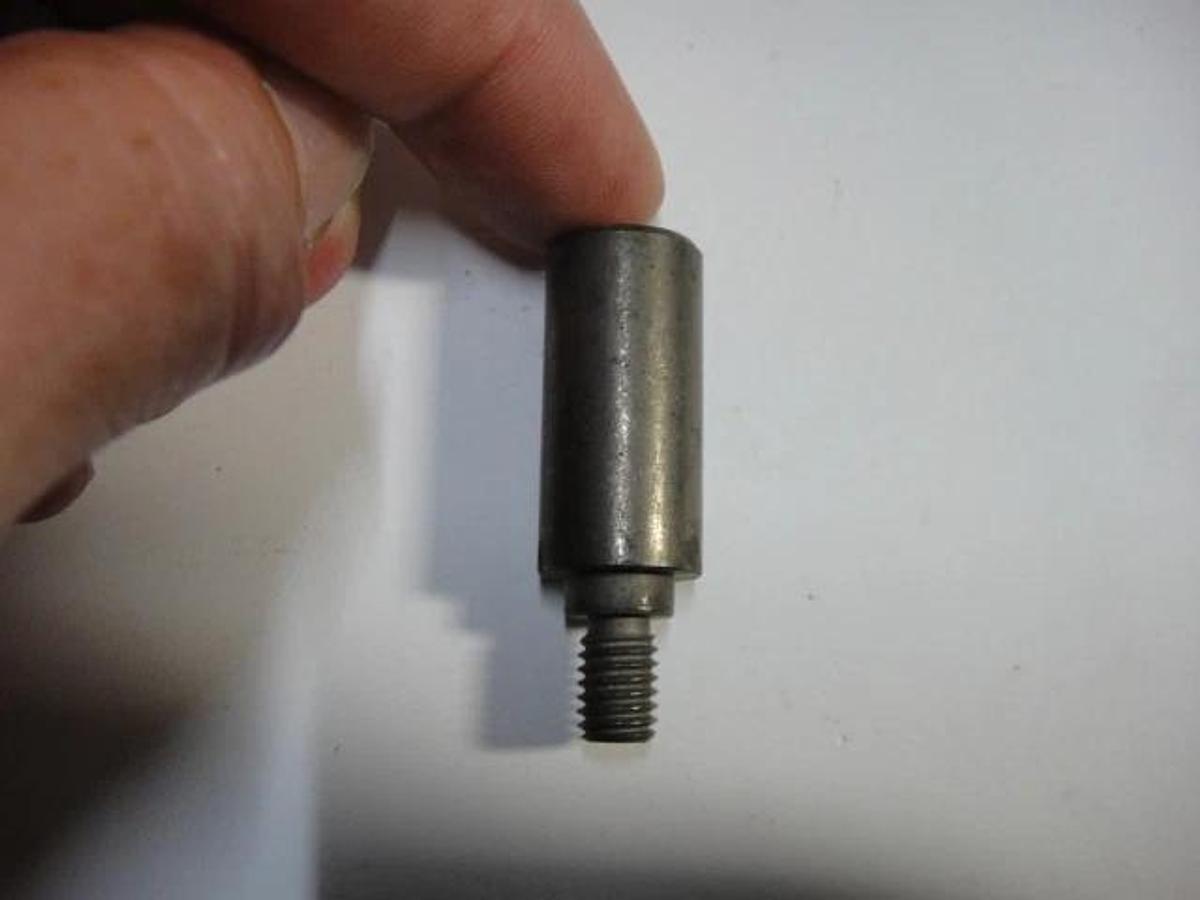 Hamada (SCHM) Screw, Part #EH11-06