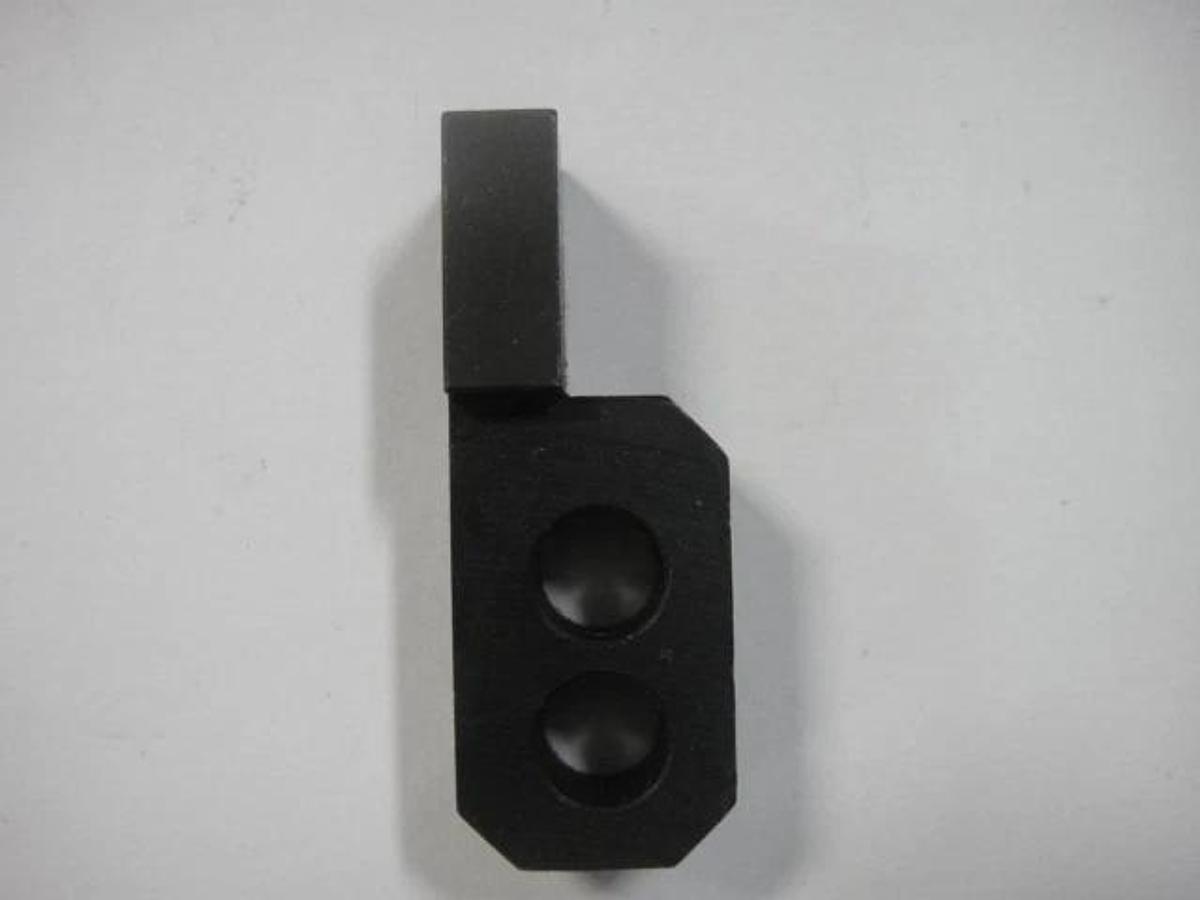 Hamada Roller Bracket, Part #I24-58-01-3