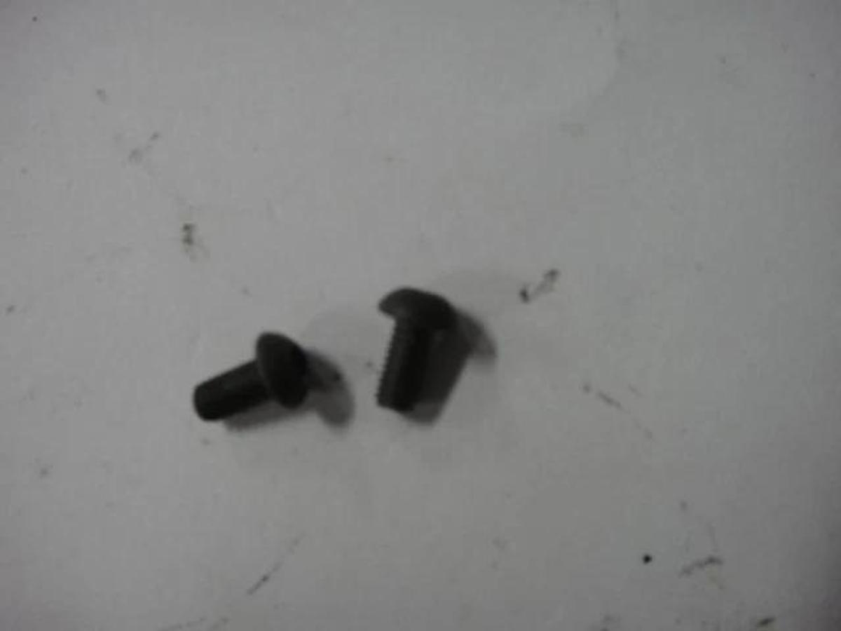 Used Hamada Screw Part #125-606-10