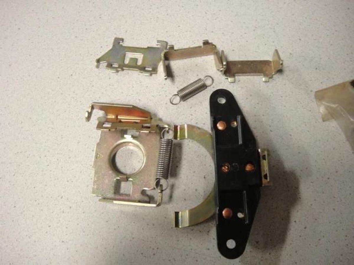 Hamada Switch (PB)-Governor (LA), Part #E91-10-3