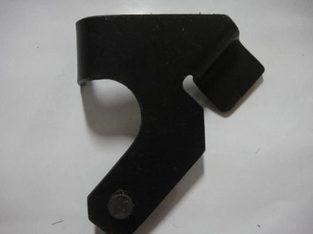 Hamada Distributor Roller Latch , Part #G24-42-3