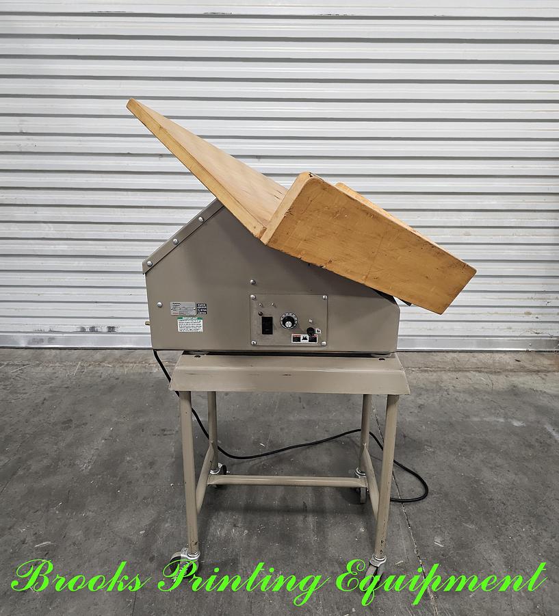 Used Syntron 28 x 20 Jogger, Video