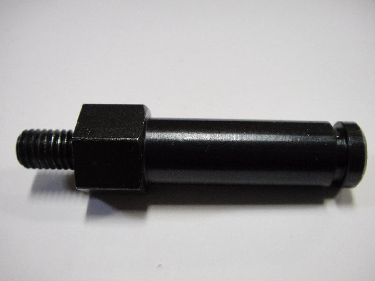 Duplo Center Pin , Part #12C-33530