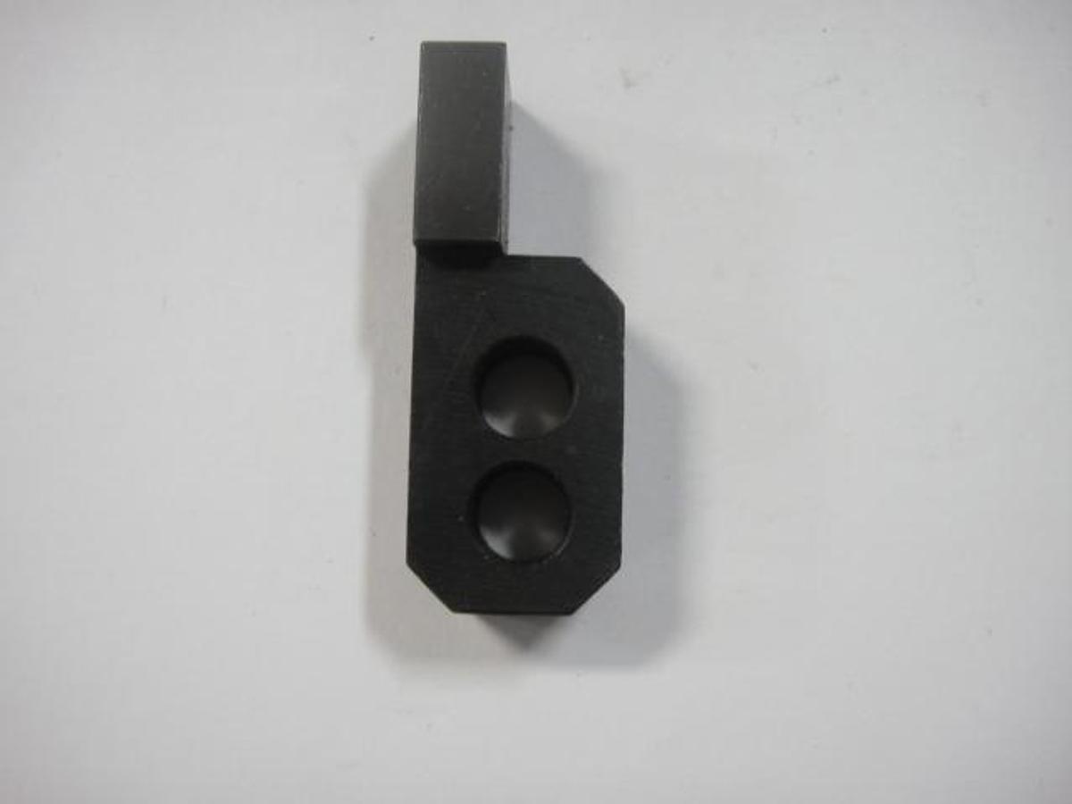 Hamada Roller Bracket, Part #I24-58-01-3