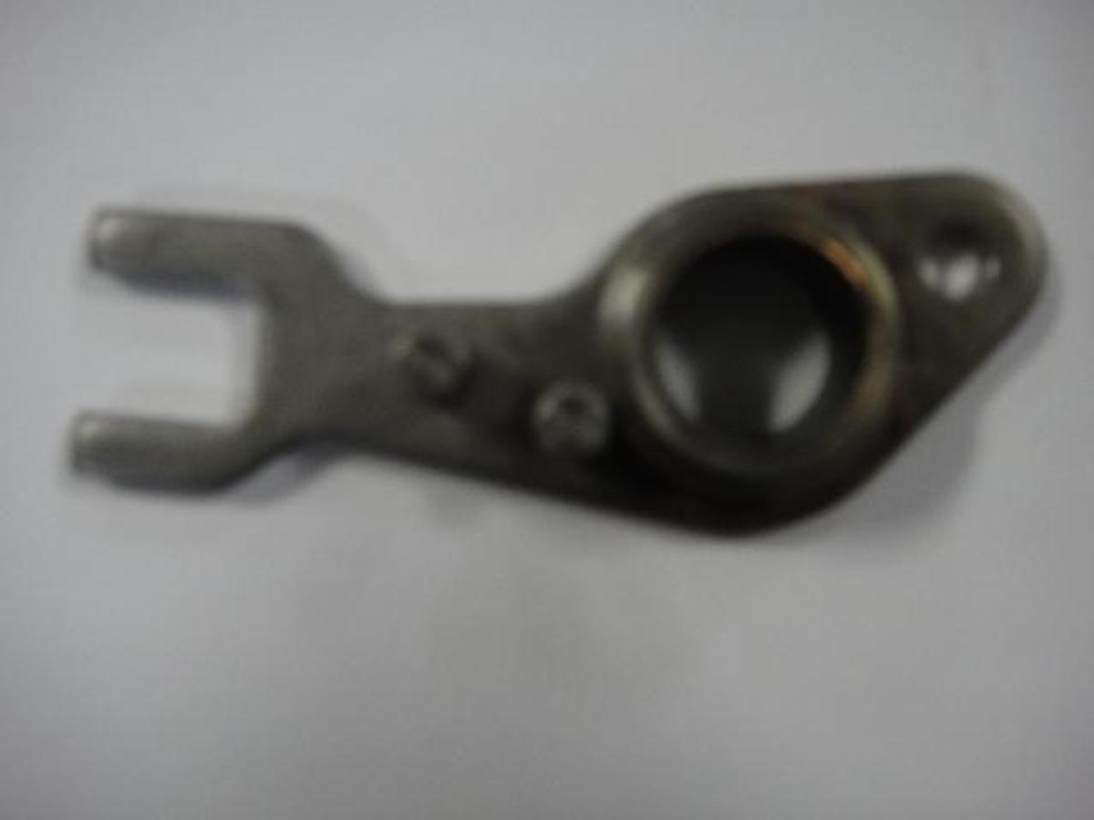 Used Hamada Ductor Roller Bracket, Part #7403-12015B