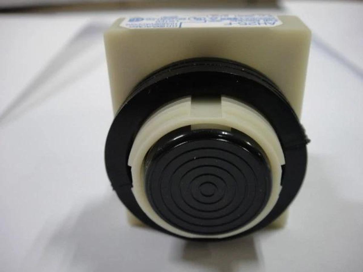 Hamada Push Switch, Part #E13-95-03-3