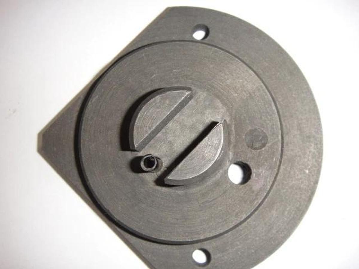 Hamada 660 Dampening Distributor Roller Bracket (NOPS), Part #G04-29-1A-1