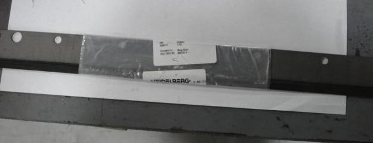 Heidelberg KORD Rubber Wash Up Blade (12 Holes), Part #HDM627718