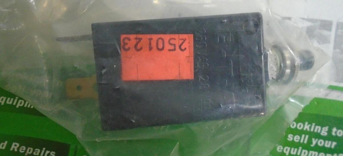 Used AB Dick Circuit Breaker, 8 AMP, Part #250123