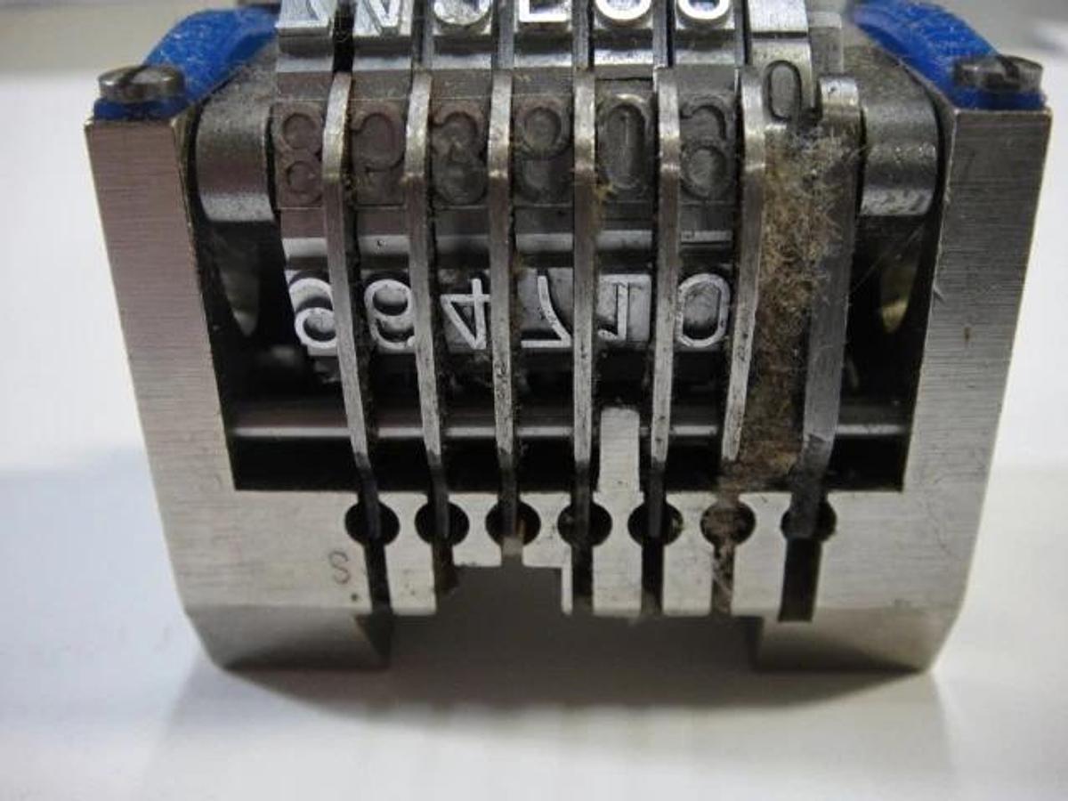 Straight Numbering Heads