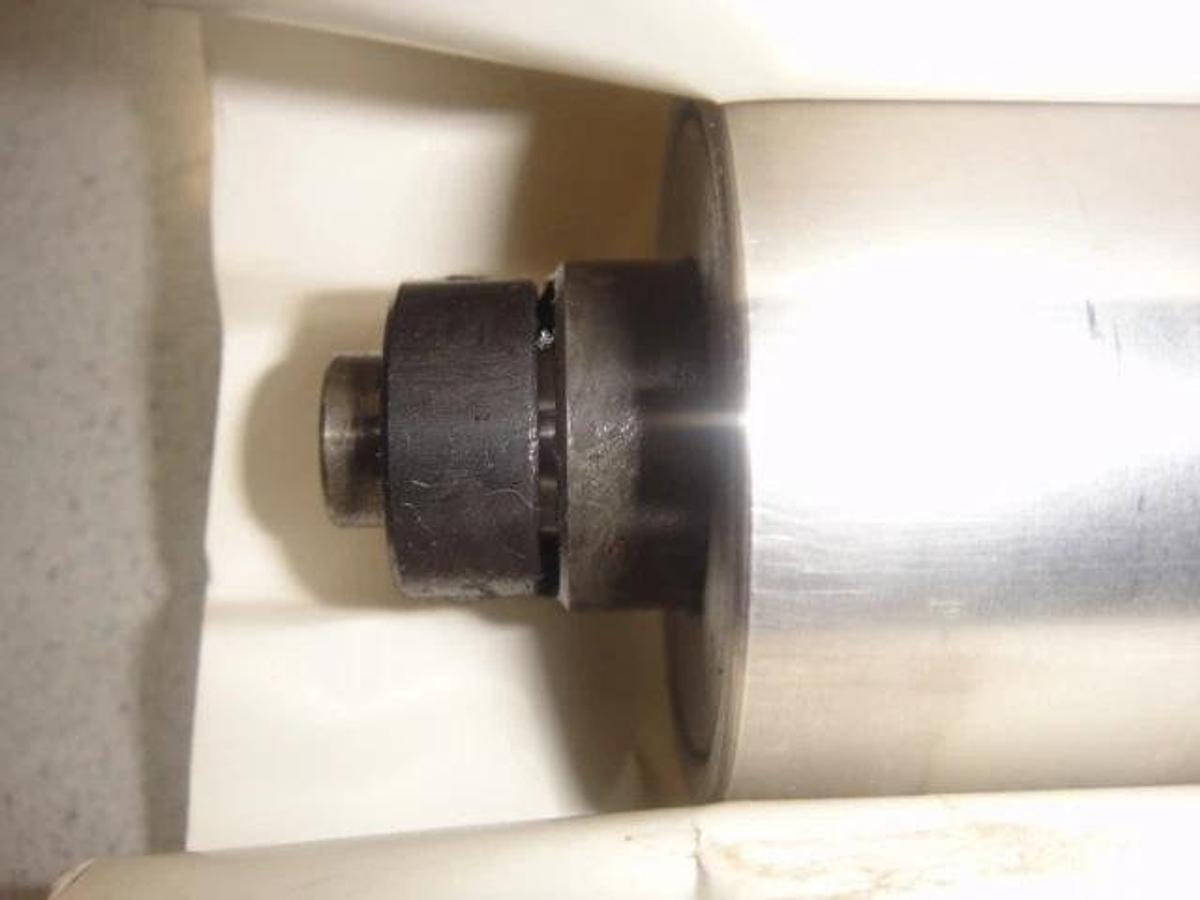 Hamada Distributor Roller Assembly, Dampening, Part #R03-05-1A-7