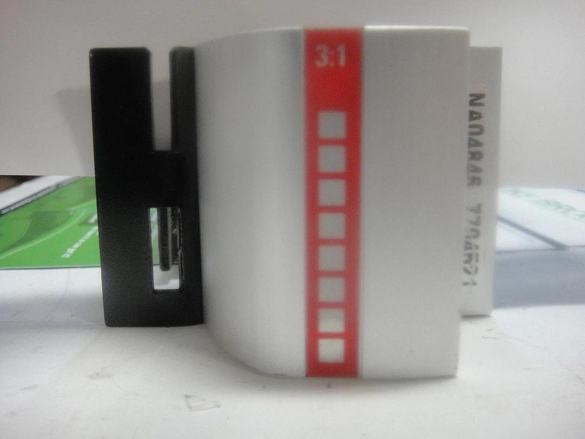 Used GBC MP 2500ix 3:1 Square Die