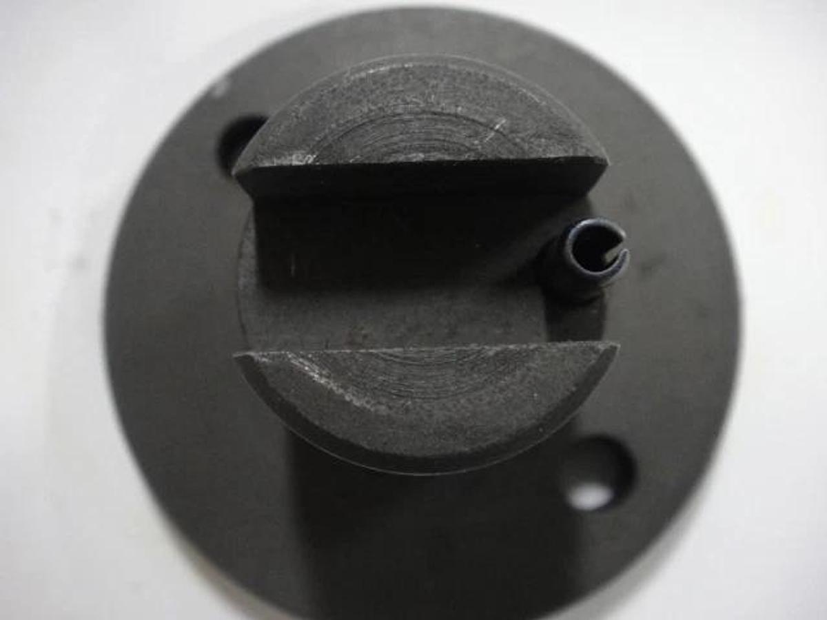 Hamada Bracket For Dampening Distributor Roller, Part #G24-44-3