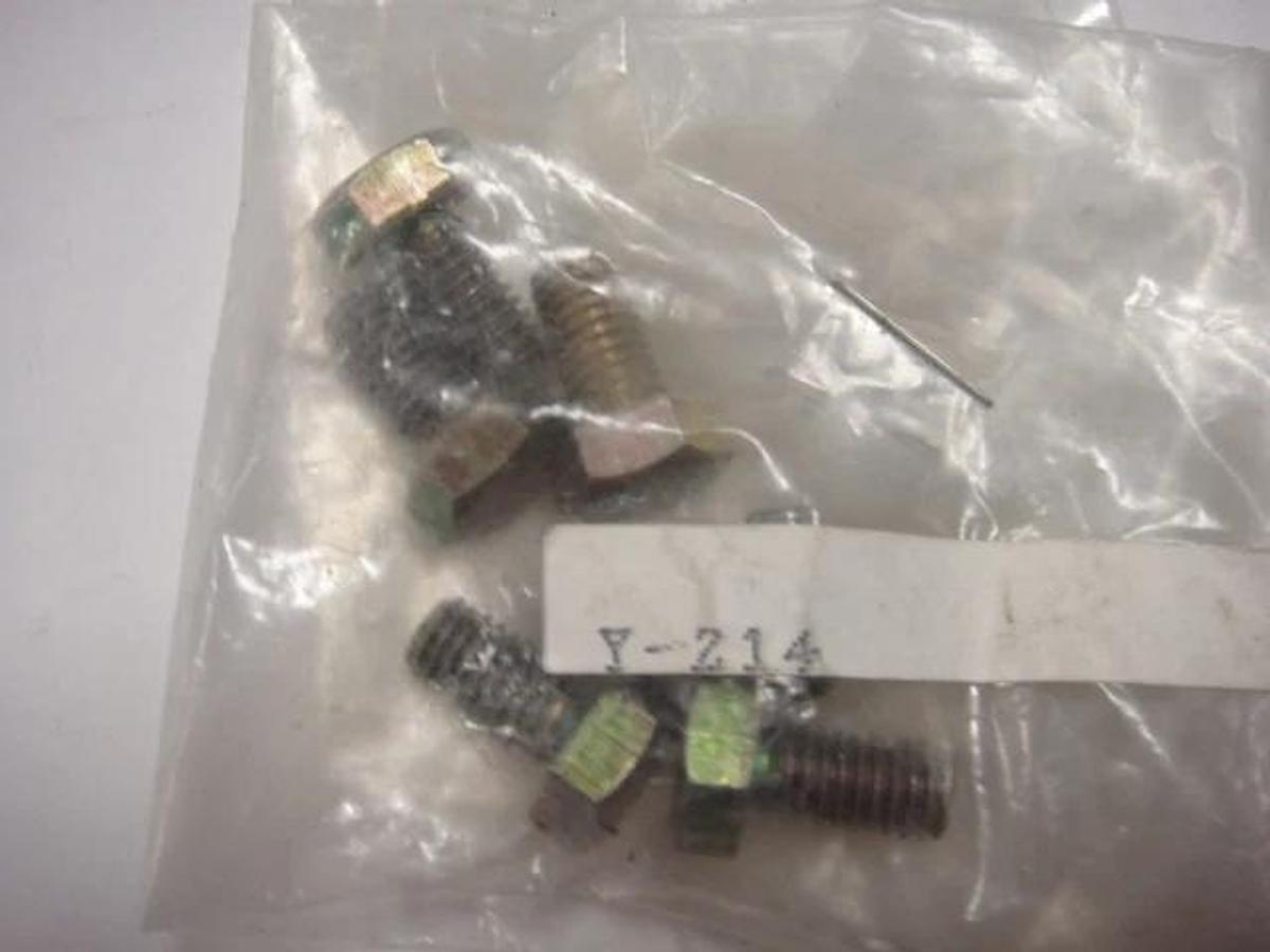 Used Cheif Screw, Part #Y-214
