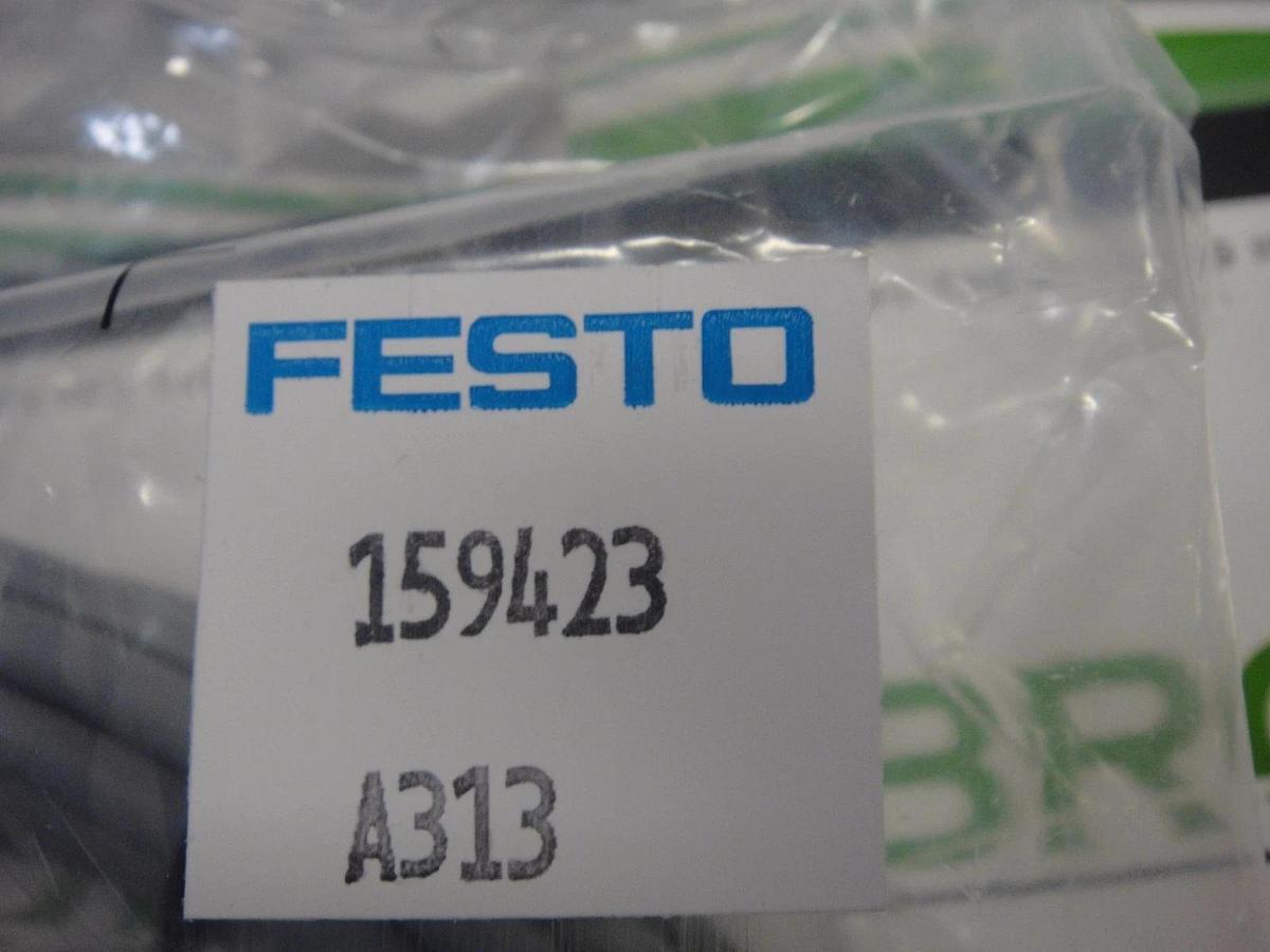 Festo Connector with Right Angle Socket Connector Line Part #159423