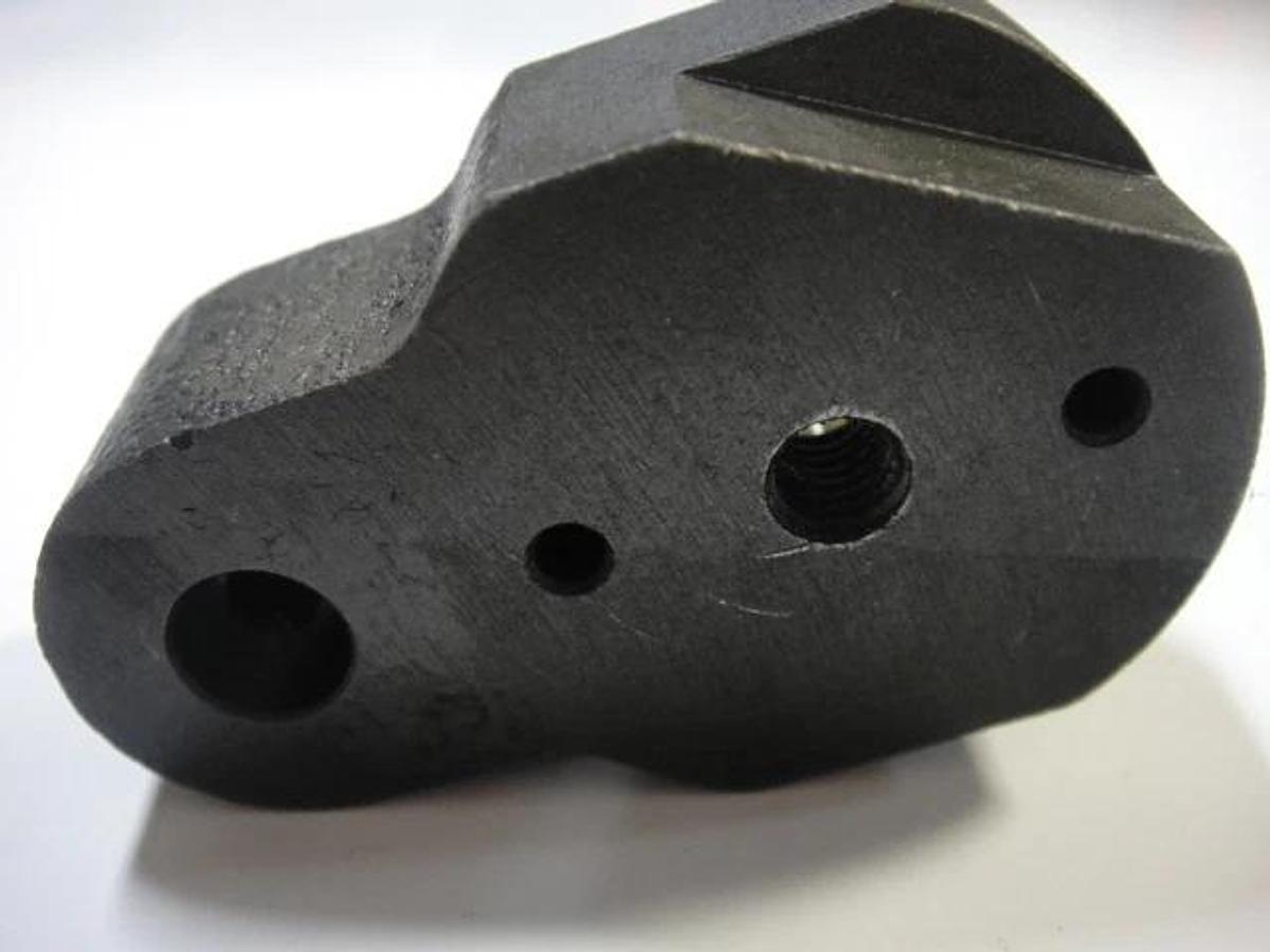 Hamada Ductor Roller Bracket, Part #CP18-38A