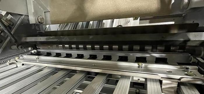 Used Horizon AFC-544 AKT Cross Folder with Horizon Round Pile Feeder Unit, Video