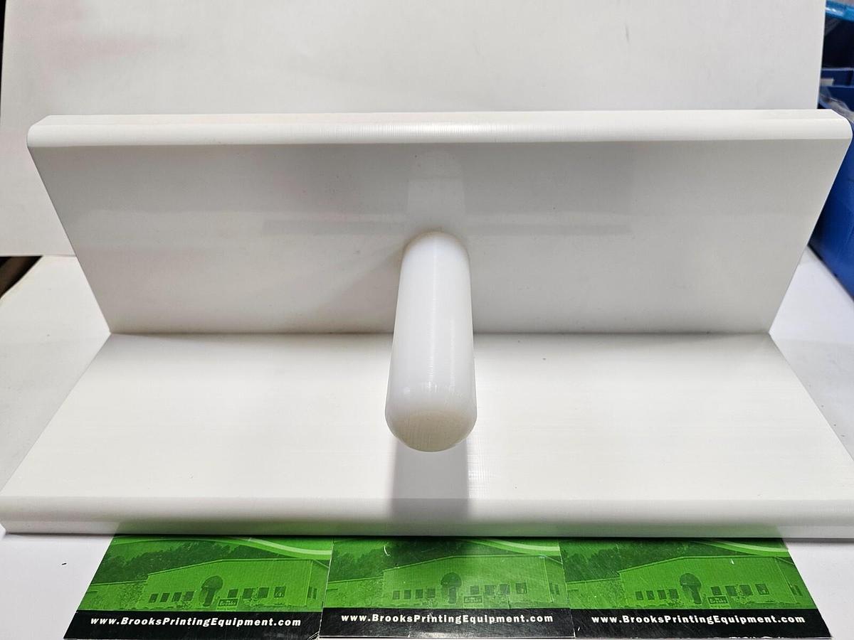 Plastic Jogger Block 6" x 16"