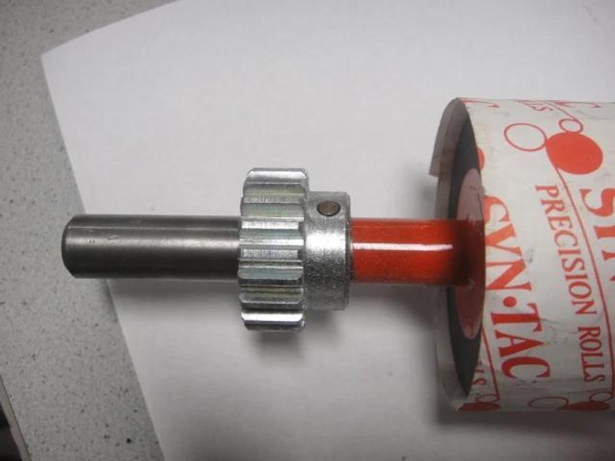 Multilith Main Ink Oscillator Roller Assembly (1850), Part #180830