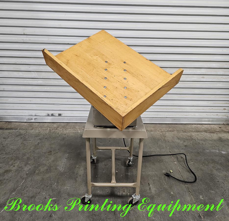 Used Syntron 28 x 20 Jogger, Video