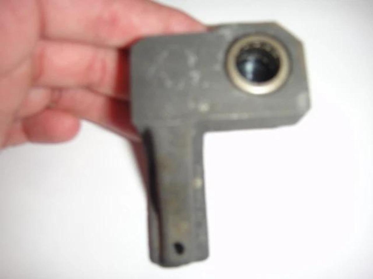 Hamada Forward Roller Bracket Assembly, Part #H02-10-1A-3