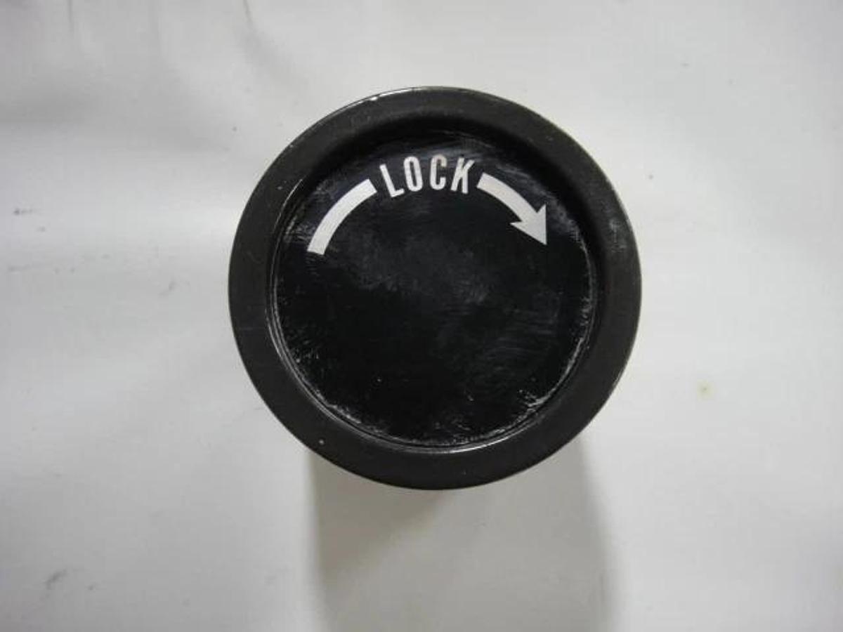 Used Hamada Adjustment Knob, Part #CM03-08A