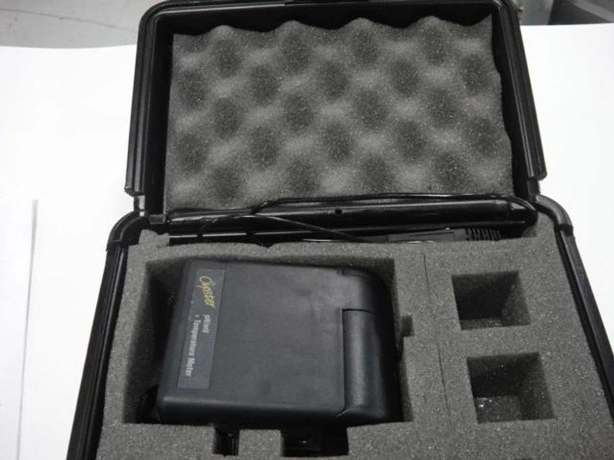 Used Extech Oyster-10 Temperature Meter